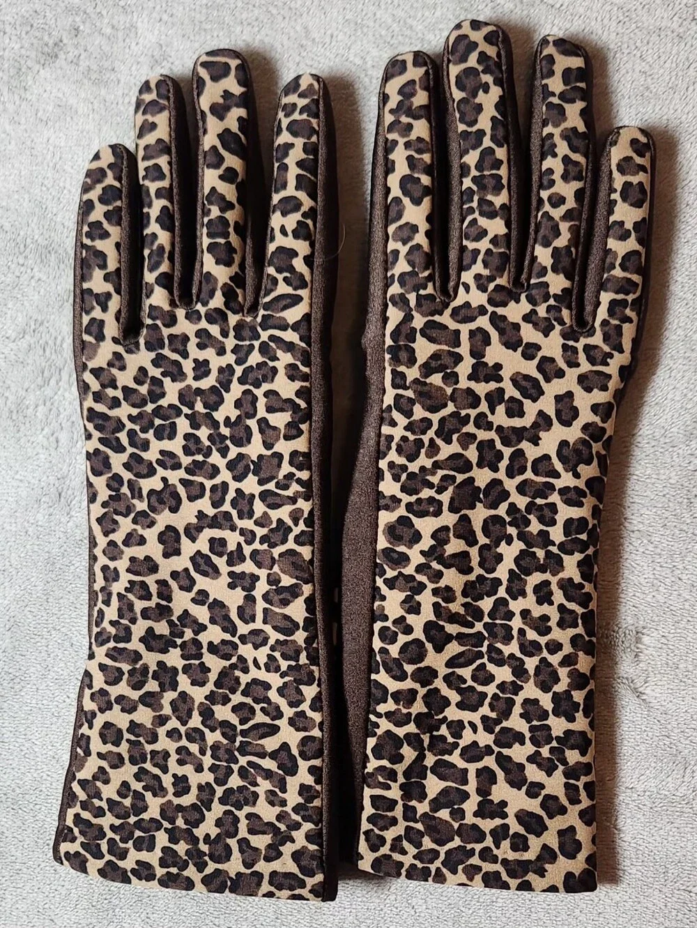 Women's Leaopard Print Brown Faux Suede & Lycra Trim Gloves One Size